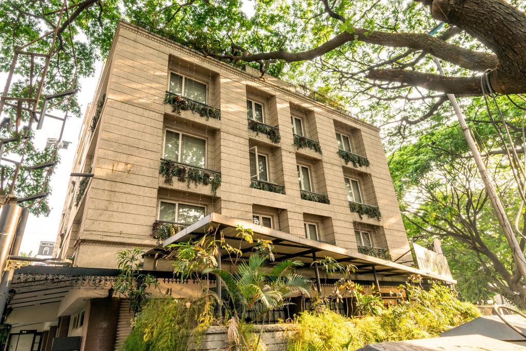 Octave Suites - Residency Rd Bangalore Exteriör bild