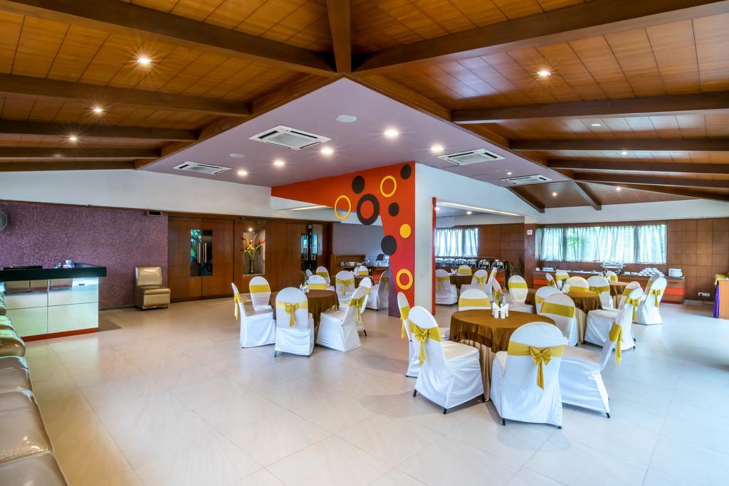 Octave Suites - Residency Rd Bangalore Exteriör bild