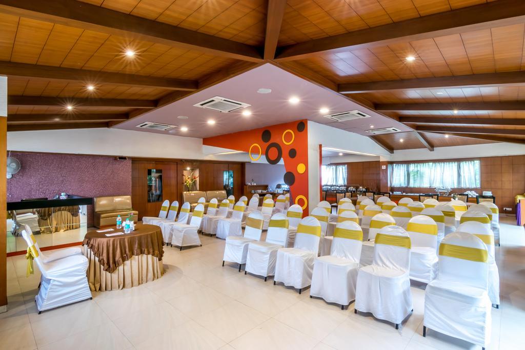 Octave Suites - Residency Rd Bangalore Exteriör bild