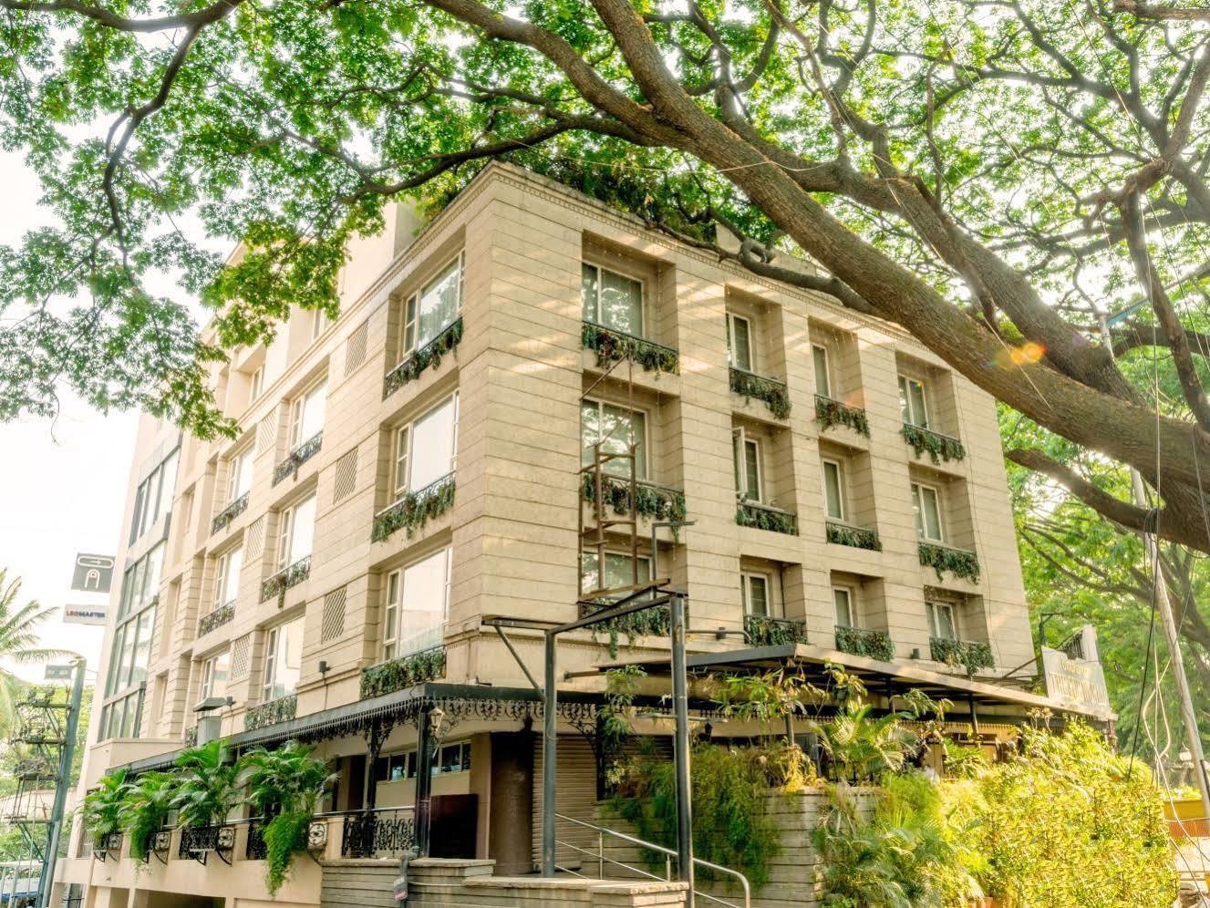 Octave Suites - Residency Rd Bangalore Exteriör bild